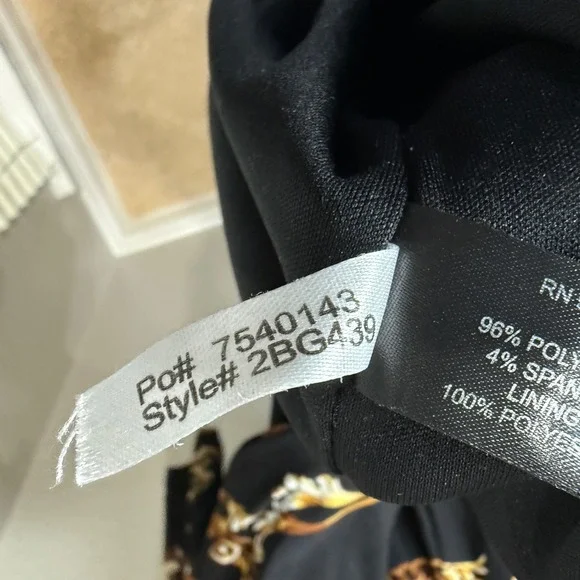 Boston Proper Black Floral Blouson Dress Baroque Chain Print Italian Style Sz M - Picture 10 of 10